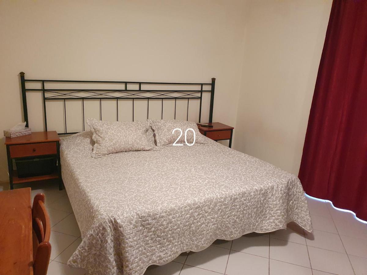 Hospedaria Do Almargem 奎特里拉 外观 照片